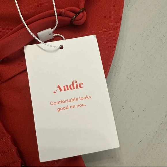 Andie The Tahiti Top Swimwear in Chili Pepper with Adjustable Straps Size M NWT - Picture 5 of 9